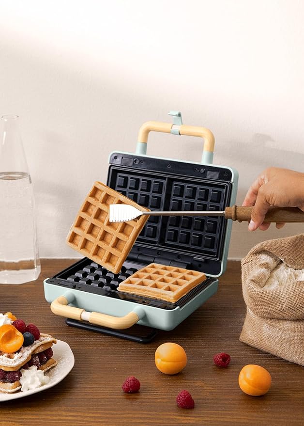 Tostiera per panini, grill e waffle con piastre intercambiabili in stile retrò azzurra