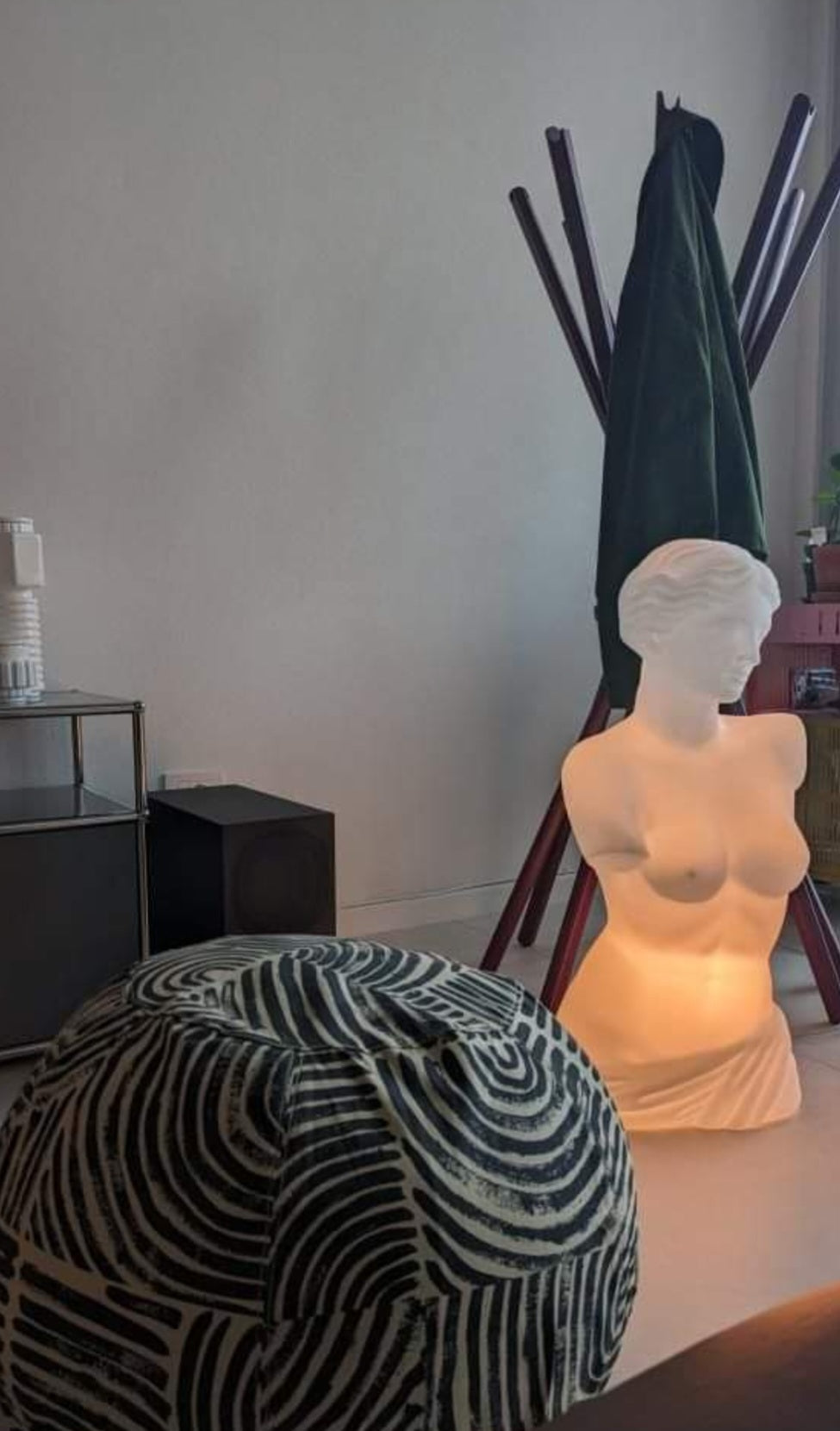 Lampada Venere di Slide Design